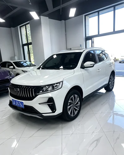 Фото 3 Geely Vision X6 PRO