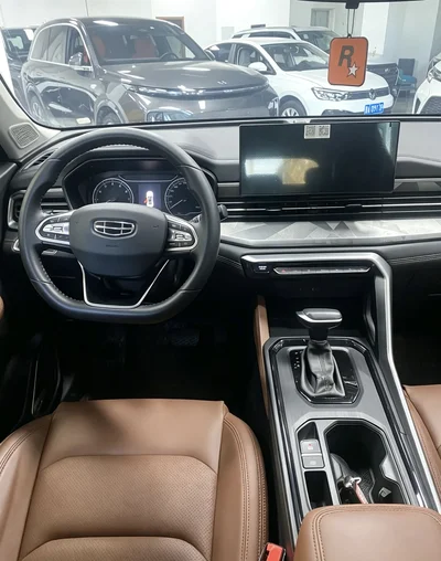 Фото 8 Geely Vision X6 PRO