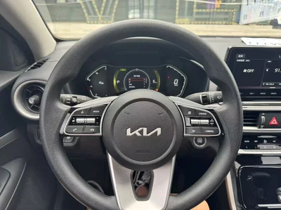 Фото 6 Kia K3