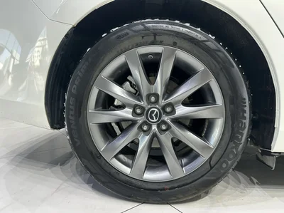 Фото 20 Mazda Atenza 6