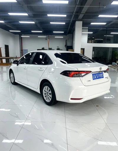Фото 6 Toyota Corolla