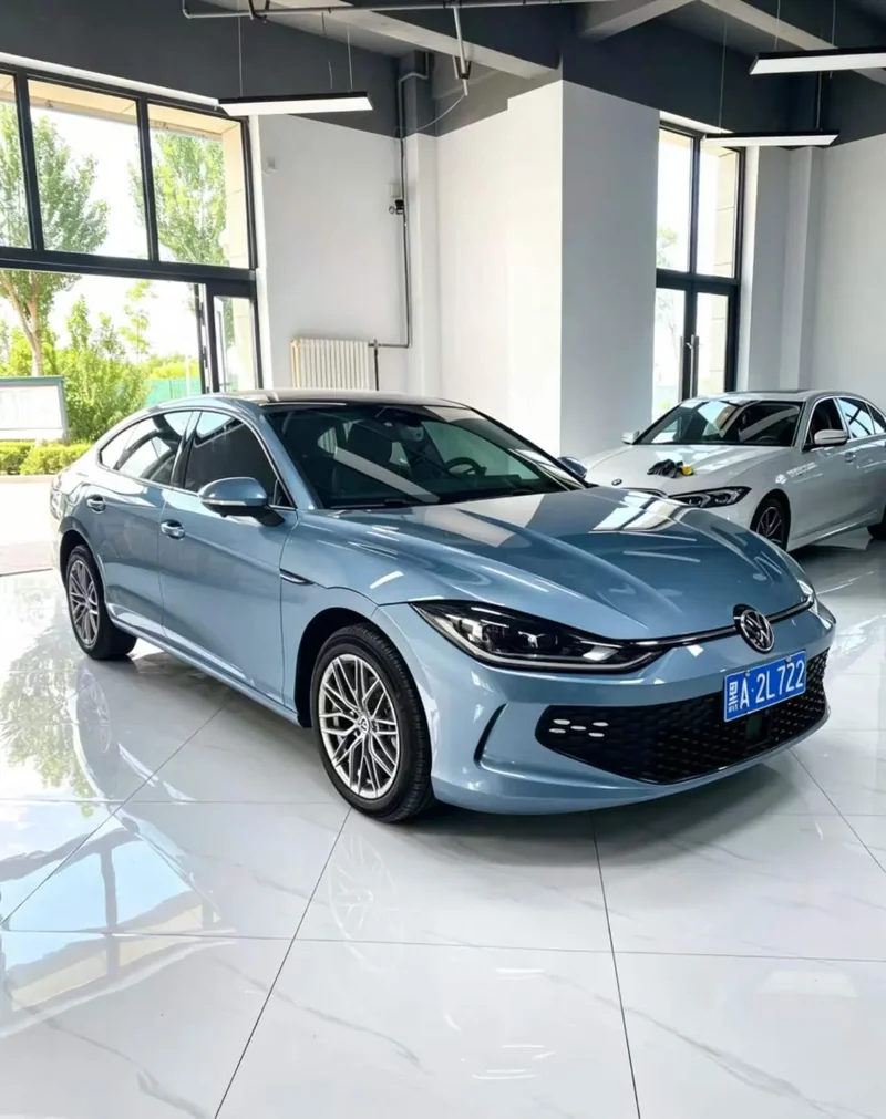 Volkswagen Lamando L