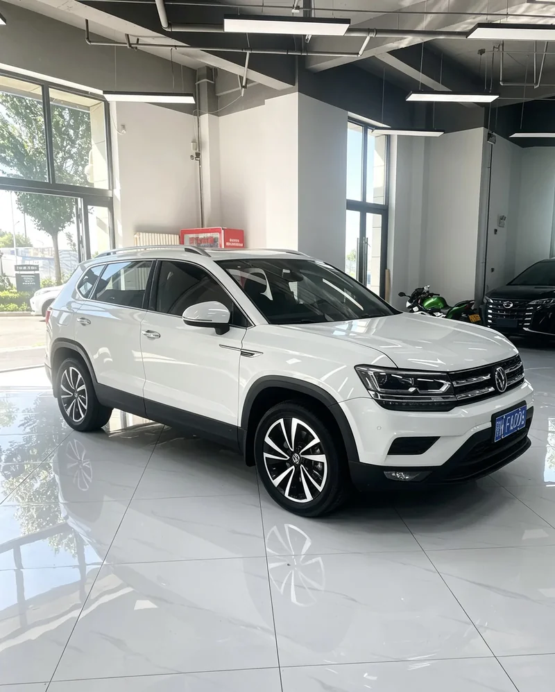 Volkswagen Tharu